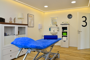 Bilder aus der Privatpraxis für OSTEOPATHIE Dingden, Guido Wolters und Alexander Kopp.