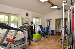 Bilder aus der Praxis für PHYSIOTHERAPIE & OSTEOPATHIE im Schepersfeld, Therapiezentrum Wolters.